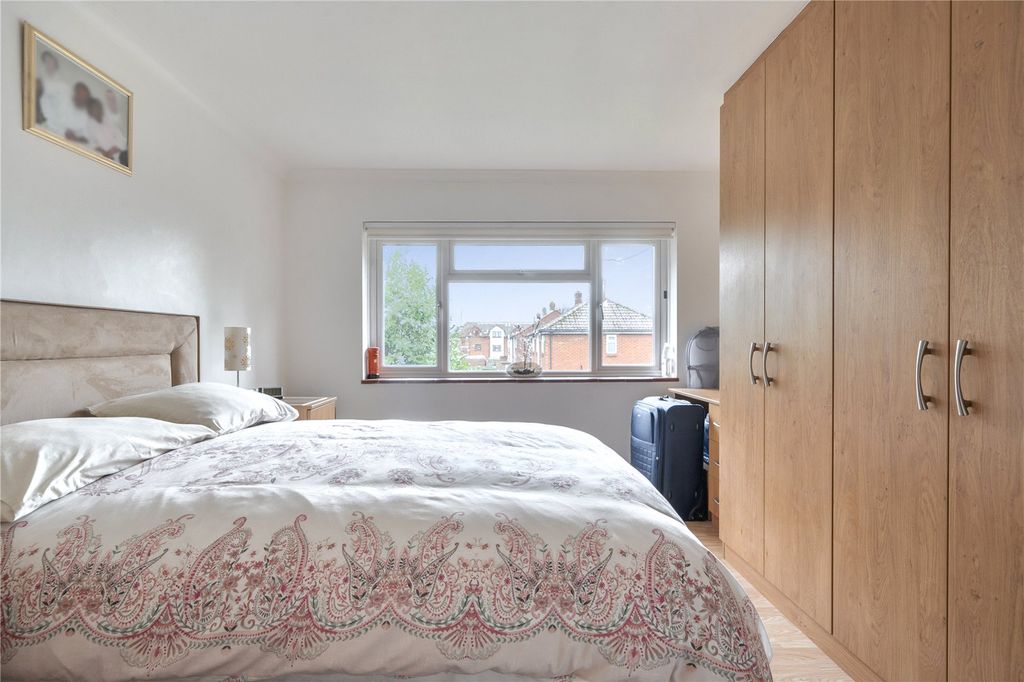 Additional image 13 of 2 bed maisonette for saleMount Nugent, Chesham, Buckinghamshire HP5
