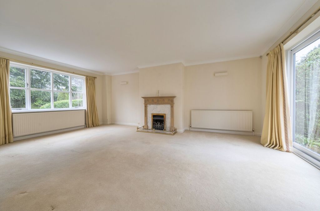 Additional image 7 of 4 bed detached house for saleSelham Close, Chichester PO19