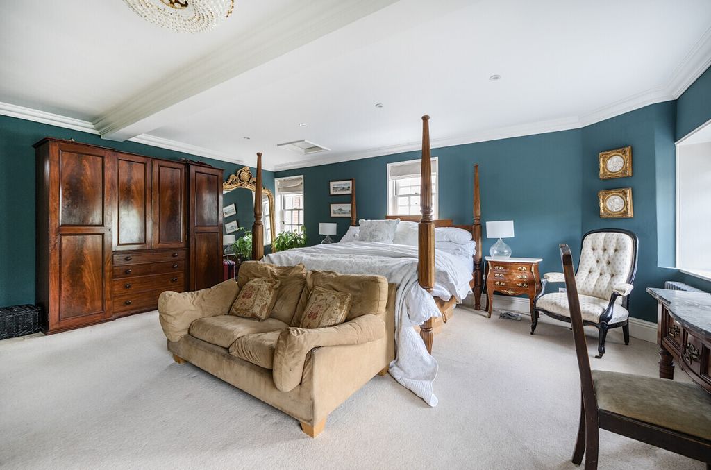 Additional image 3 of 4 bed detached house for saleGuildford Street, Chertsey, Surrey KT16