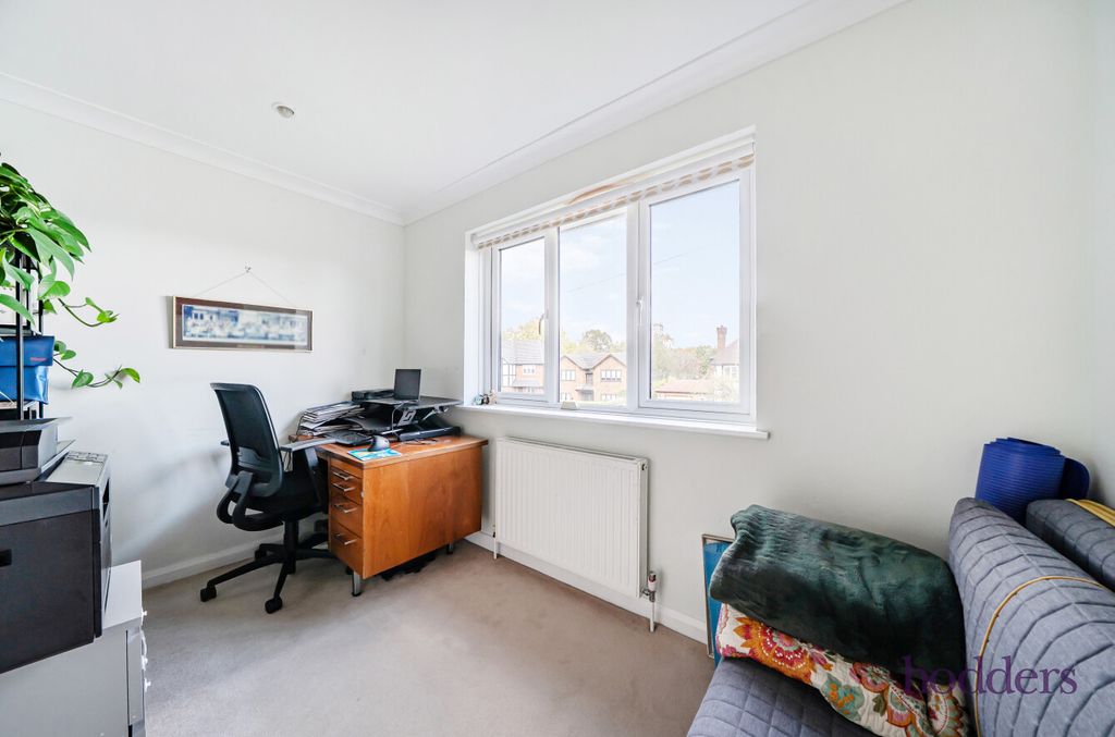 Additional image 14 of 3 bed detached house for saleLittle Green Lane, Chertsey, Surrey KT16