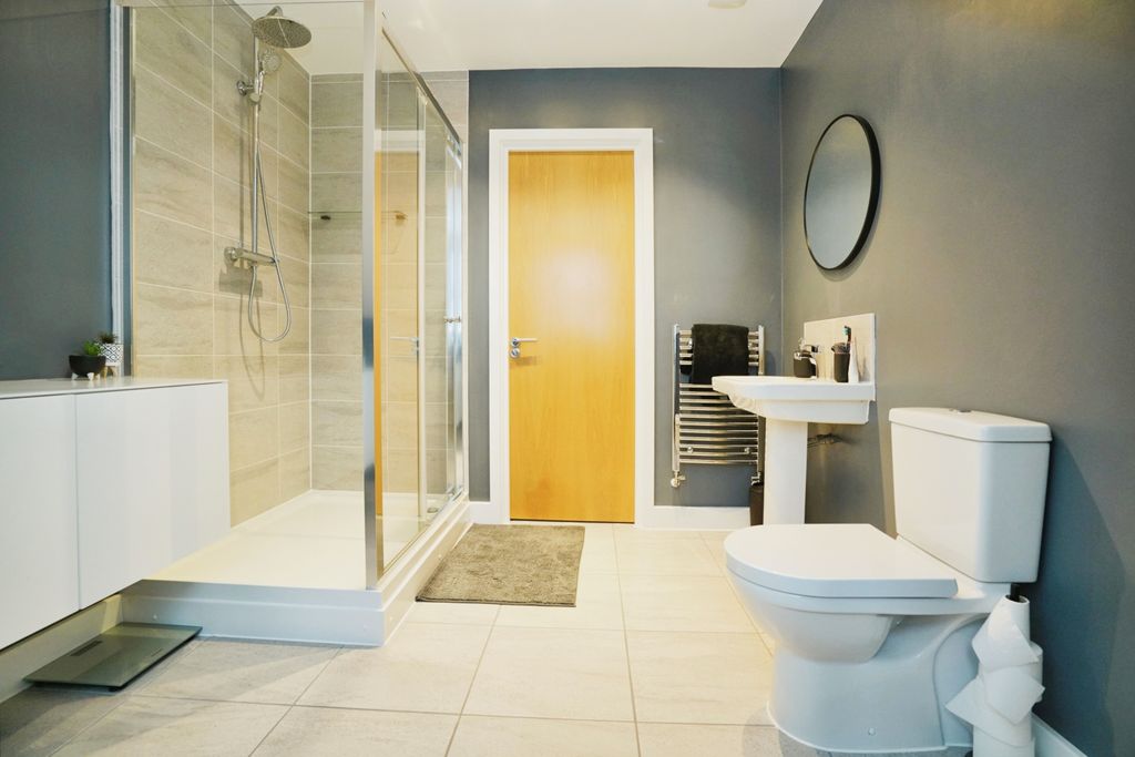 Additional image 15 of 5 bed detached house for saleRyeback Close, Burton-On-Trent DE15