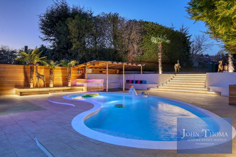 Additional image 44 of 4 bed detached house for saleCourtland Drive, Chigwell IG7