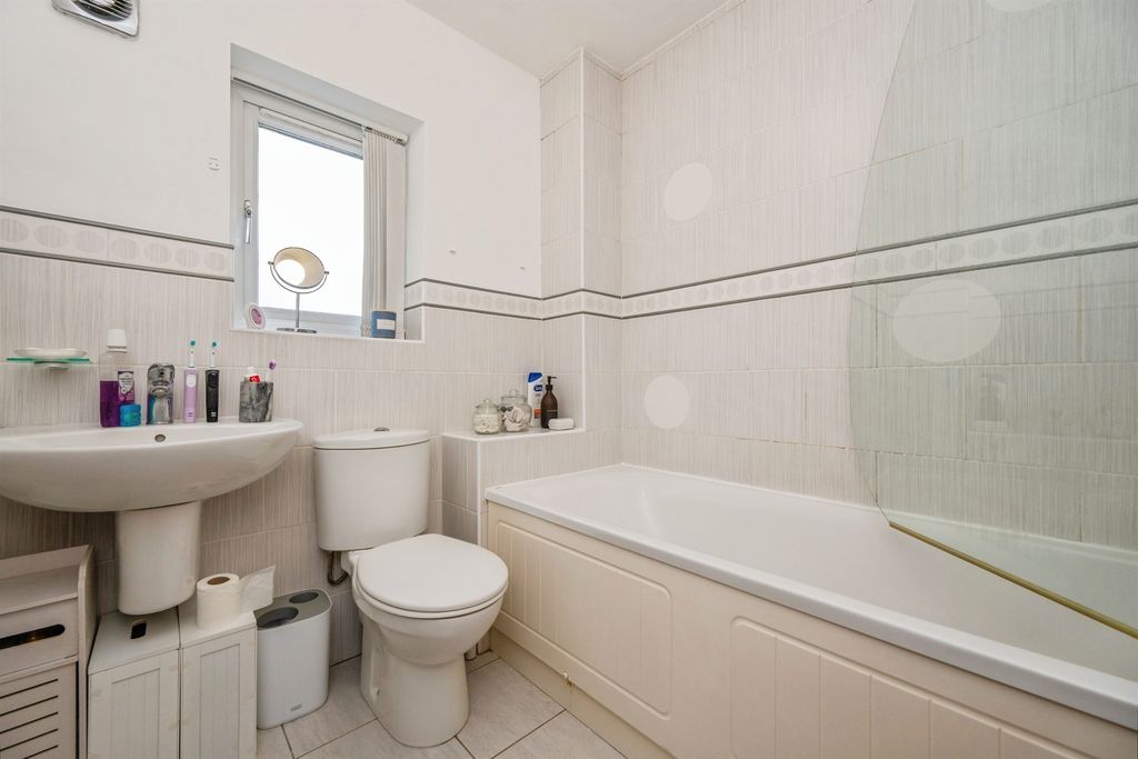 Additional image 14 of 3 bed semi-detached house for saleWillett Avenue, Burntwood WS7