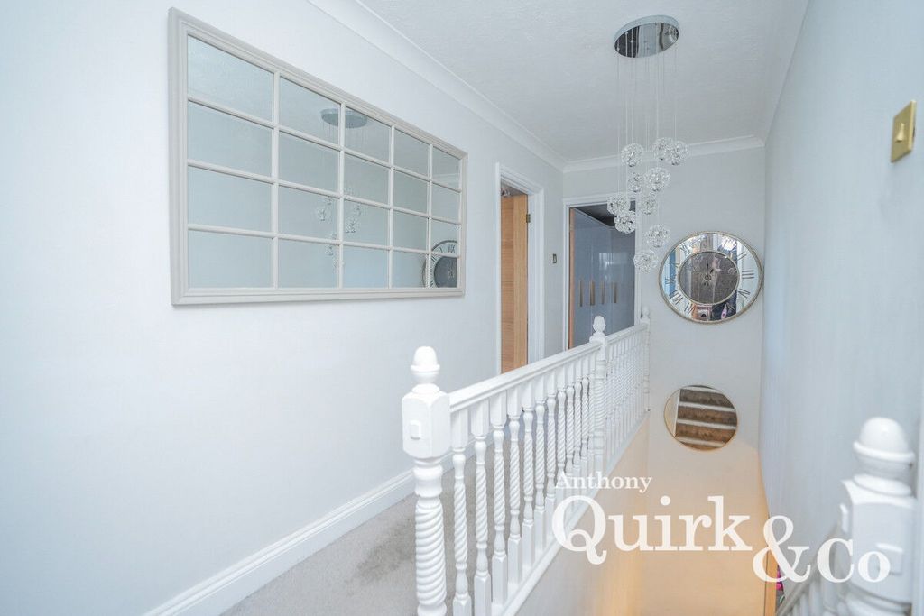 Additional image 19 of 4 bed detached house for salePrince William Avenue, Canvey Island SS8