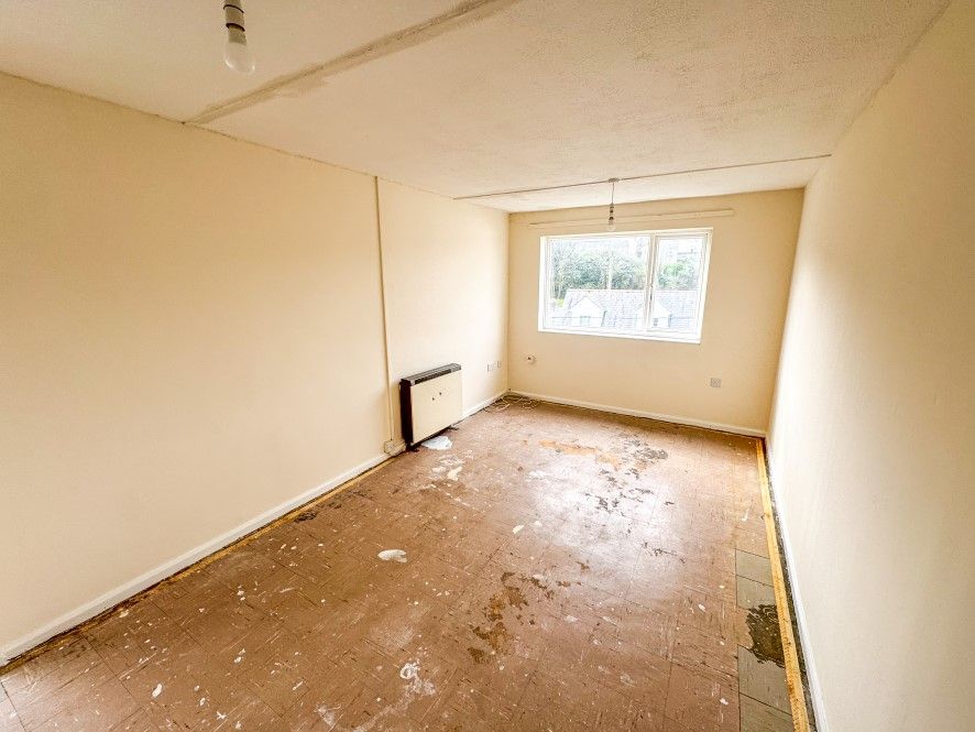 1 bed flat for sale93 Wallace Road, Bodmin, Cornwall PL31 photo 4