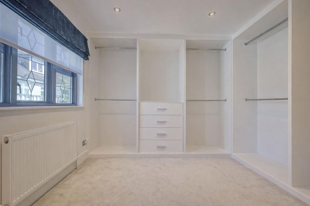 Additional image 24 of 4 bed detached house for saleCourtland Drive, Chigwell IG7