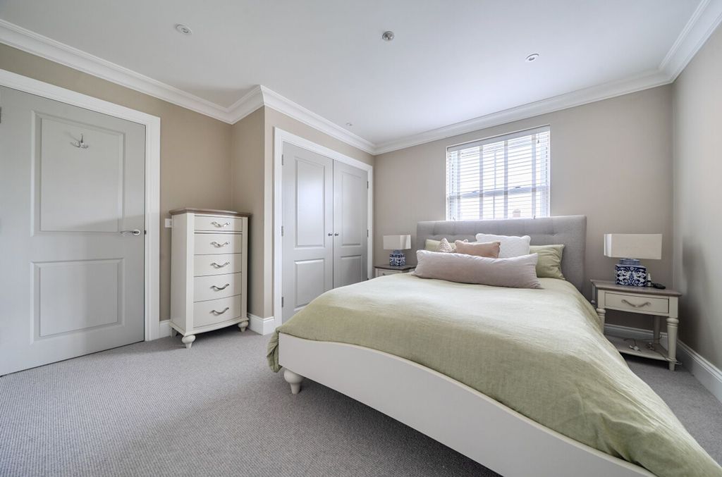 Additional image 23 of 4 bed detached house for saleLyndhurst Place, Chichester PO19