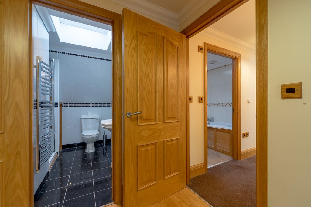 Additional image 12 of 2 bed flat for saleWindsor Street, Chertsey KT16