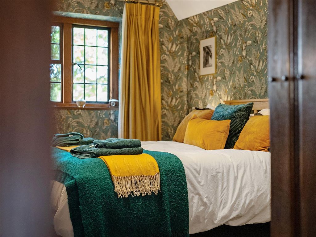 Additional image 23 of 5 bed detached house for saleOakwood Close, Chislehurst BR7