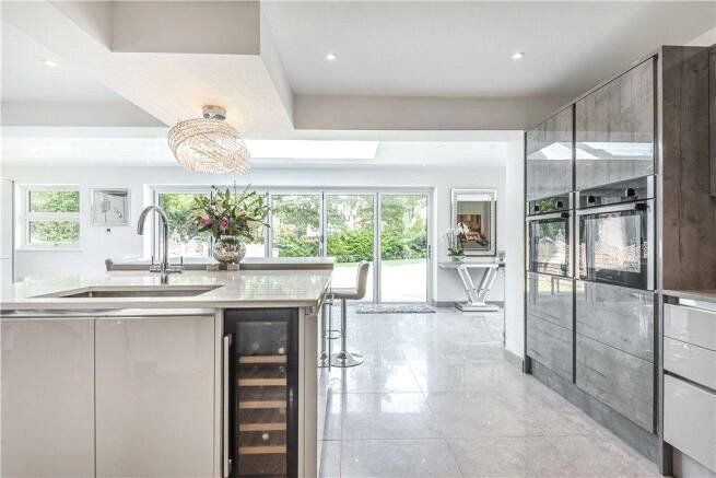 Additional image 7 of 5 bed detached house for saleGolf Drive, Camberley, Surrey GU15