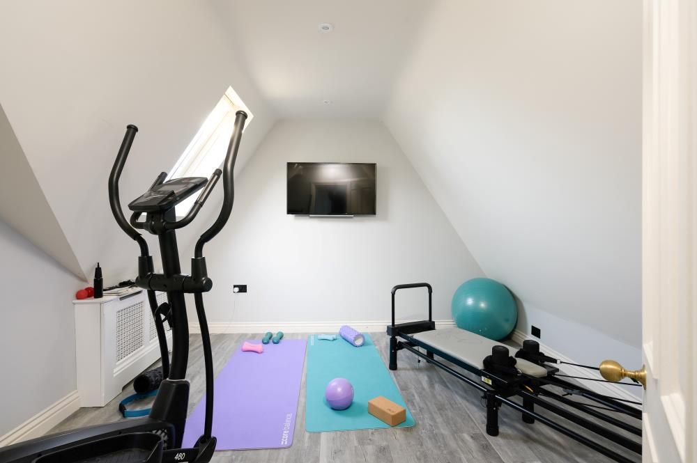 Additional image 15 of 6 bed semi-detached house for saleThe Avenue, Cirencester, Gloucestershire GL7