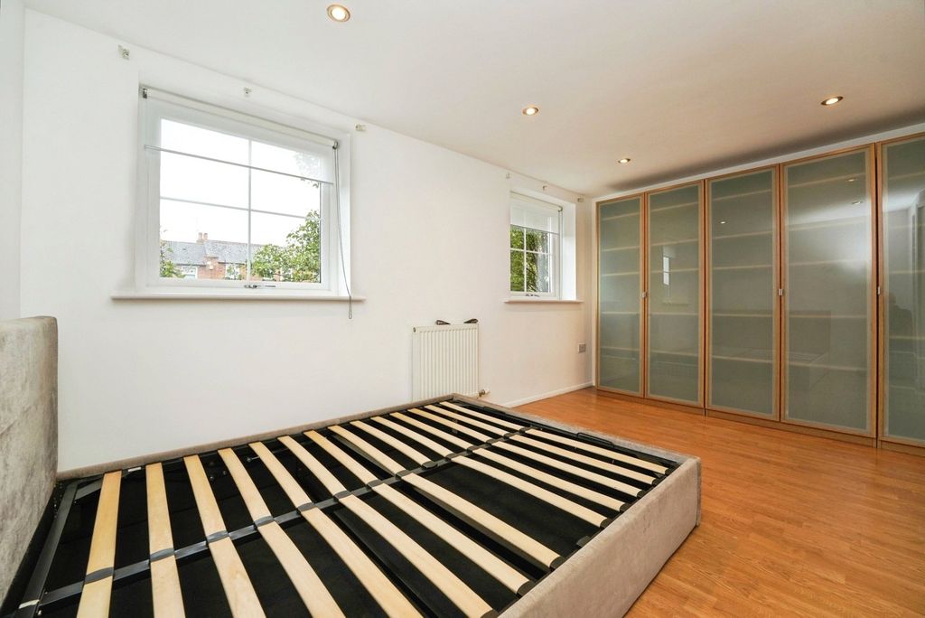 Additional image 7 of 2 bed flat for saleLower Leys, Evesham, Worcestershire WR11