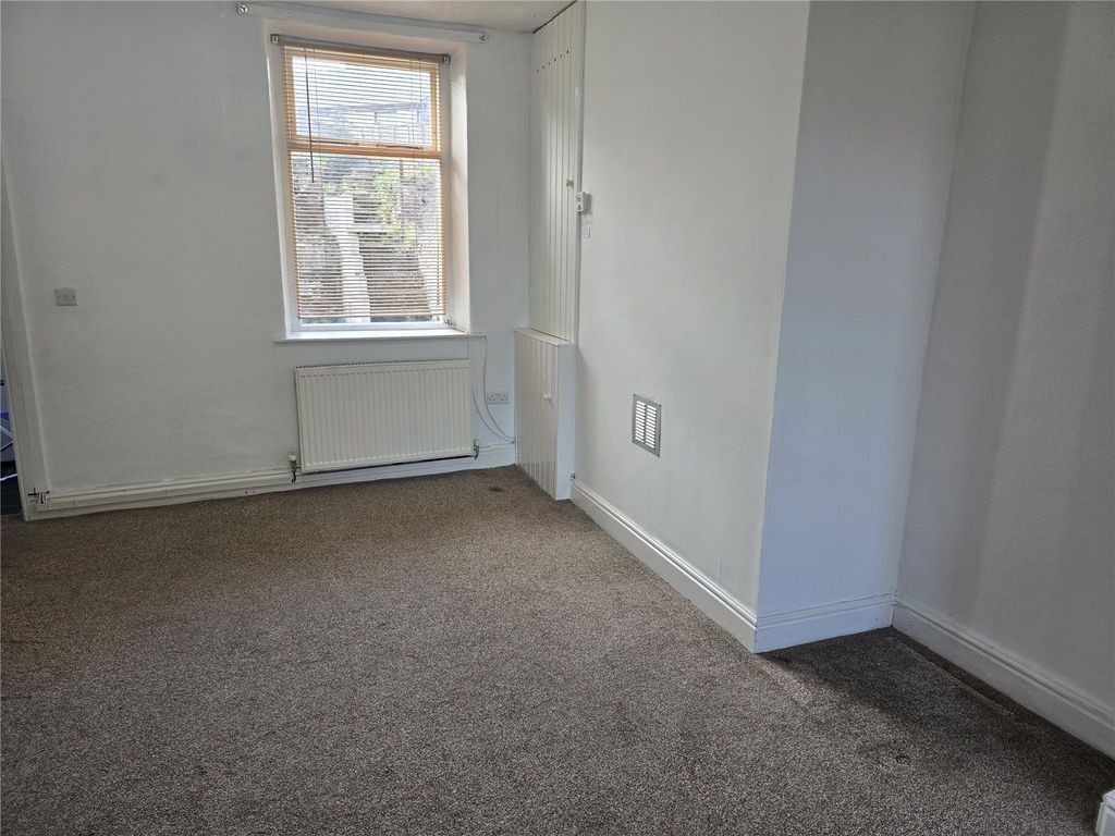 3 bed terraced house for salePool Lane, Caernarfon, Gwynedd LL55 photo 4