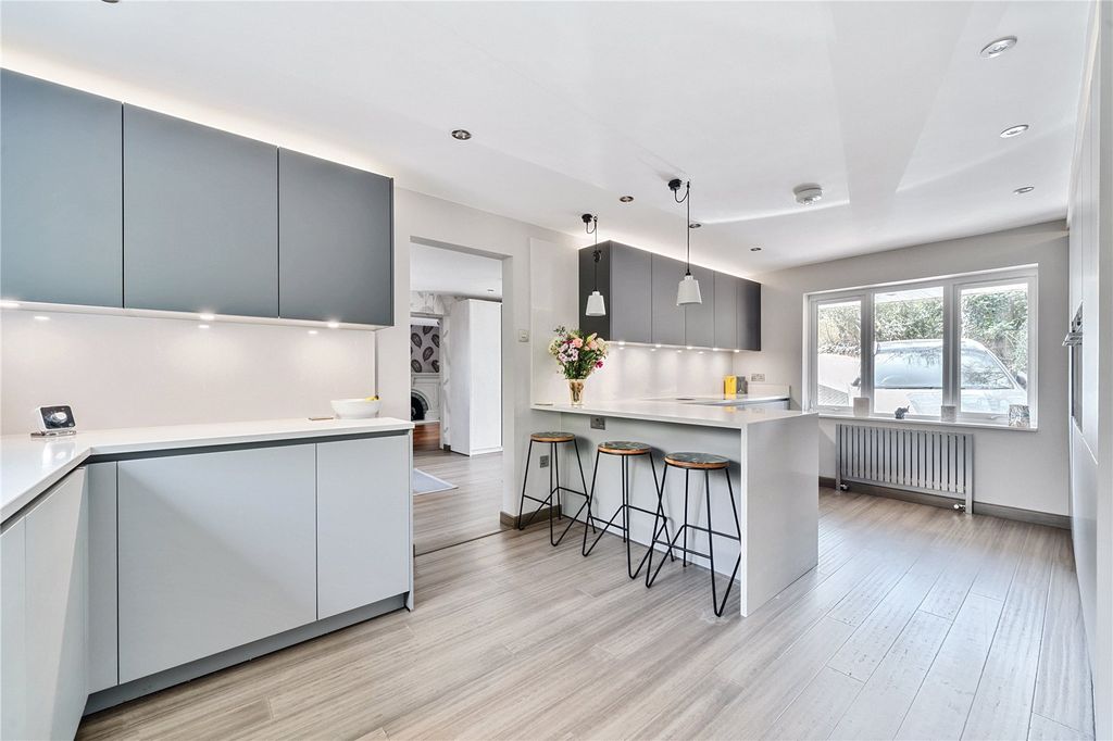 Additional image 19 of 6 bed detached house for saleWoodlands, Walderslade, Chatham ME5