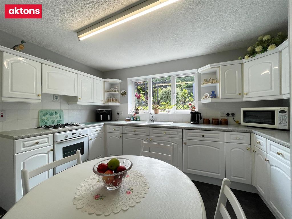 Additional image 10 of 4 bed detached house for salePant Llygodfa, Caerphilly CF83
