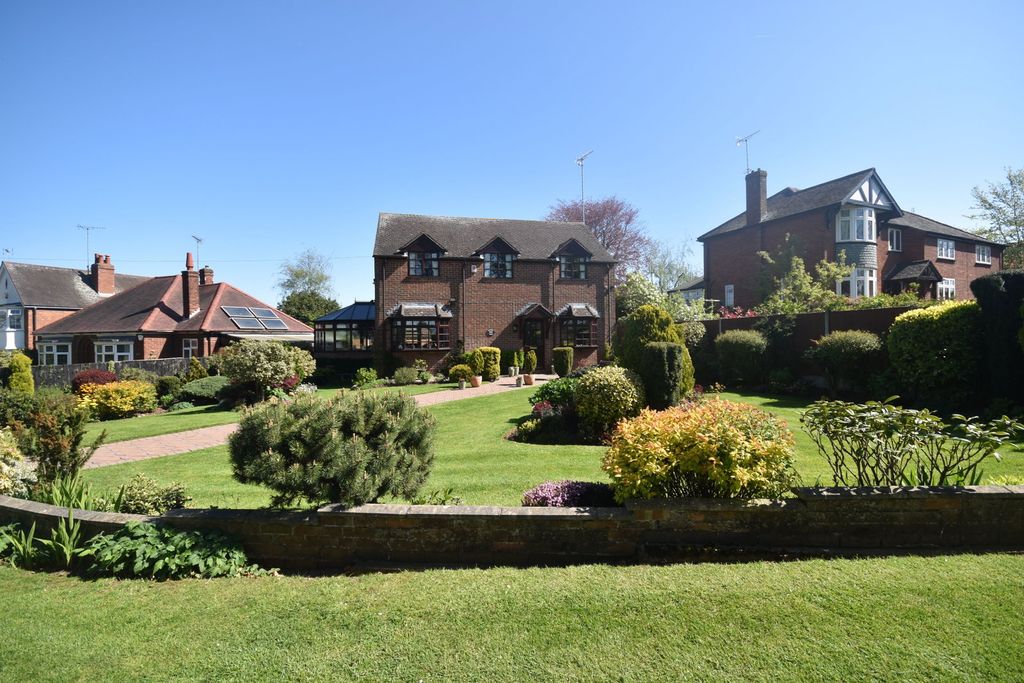 4 bed detached house for saleKnowles Hill, Rolleston-On-Dove DE13