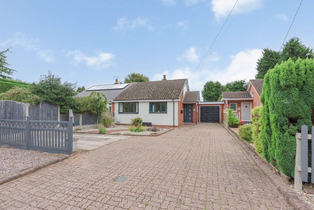 Additional image 24 of 2 bed semi-detached bungalow for saleWoodhouses Road, Woodhouses, Burntwood WS7
