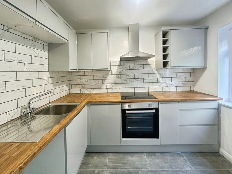 Additional image 5 of 2 bed flat for saleDaisyfield Court, Bury BL8