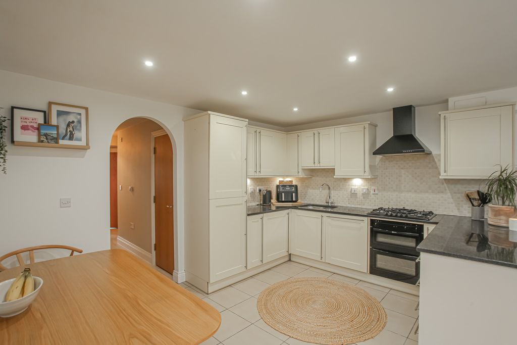 Additional image 9 of 2 bed flat for saleWestcote Place, Chipping Norton OX7