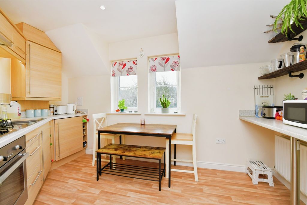Additional image 10 of 2 bed flat for saleBuzzard Road, Whitchurch, Tavistock PL19