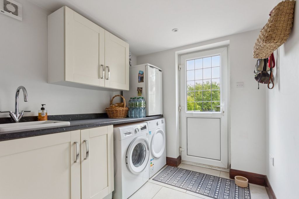 Additional image 7 of 4 bed detached house for saleLowndes Avenue, Chesham, Buckinghamshire HP5