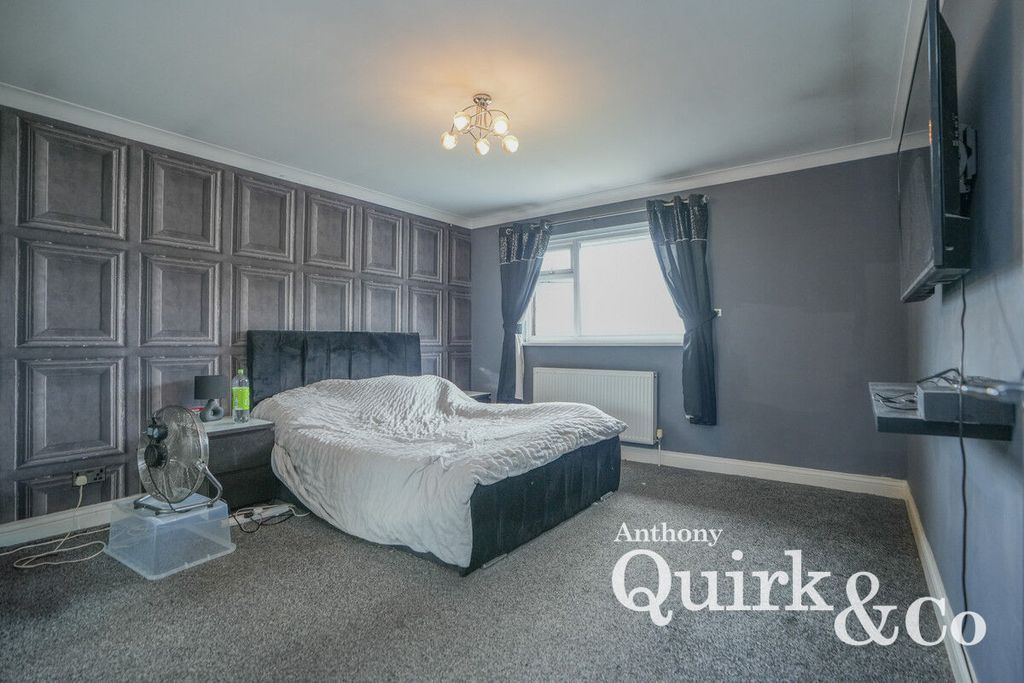 Additional image 16 of 4 bed detached house for saleBeach House Gardens, Canvey Island SS8