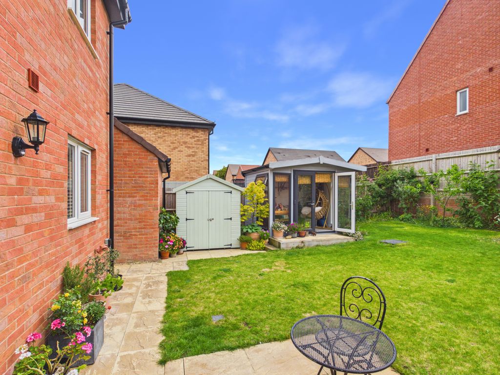Additional image 5 of 3 bed detached house for saleAdmiral Way, Chinnor, Oxfordshire OX39
