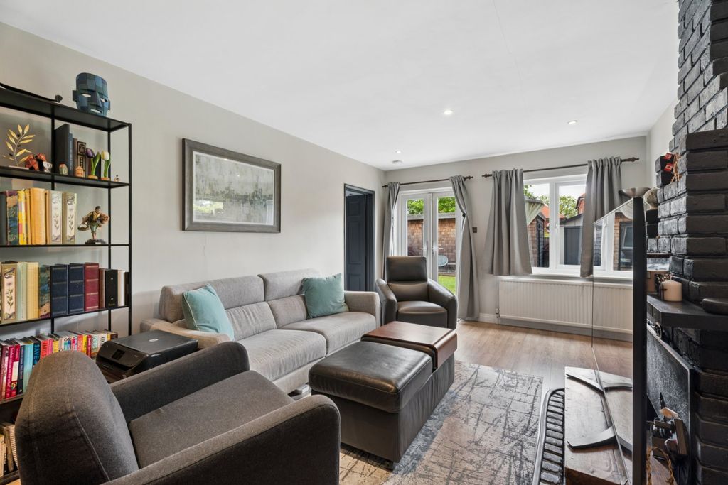 Additional image 2 of 4 bed detached house for saleChartridge Lane, Chesham, Buckinghamshire HP5