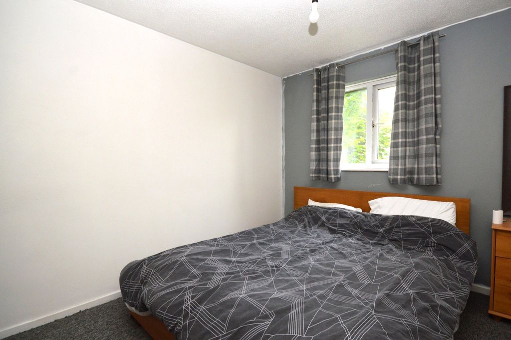 Additional image 4 of 1 bed flat for saleTruro Drive, Plymouth, Devon PL5