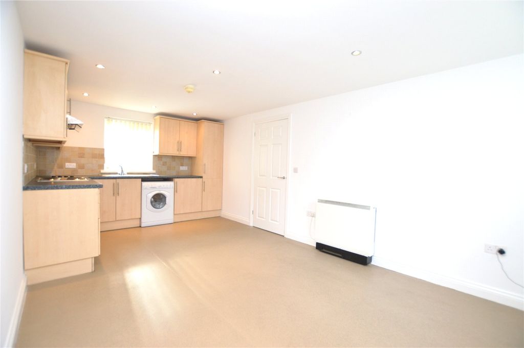 Additional image 13 of 1 bed flat for saleEast Hill, Tuckingmill, Camborne, Cornwall TR14