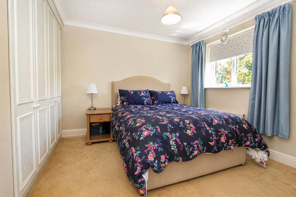 Additional image 16 of 5 bed detached house for saleWellfield Gardens, Carshalton Beeches SM5