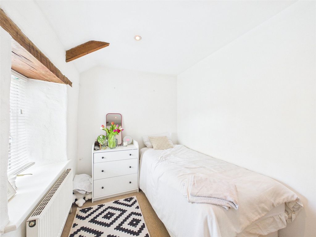 Additional image 4 of 2 bed flat for saleFoundry Court, Wadebridge, Cornwall PL27
