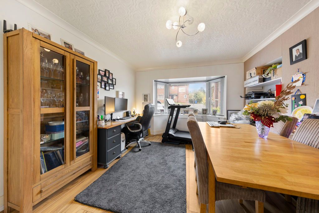 Additional image 7 of 3 bed semi-detached house for saleAvenue Road, Whittington Moor, Chesterfield S41