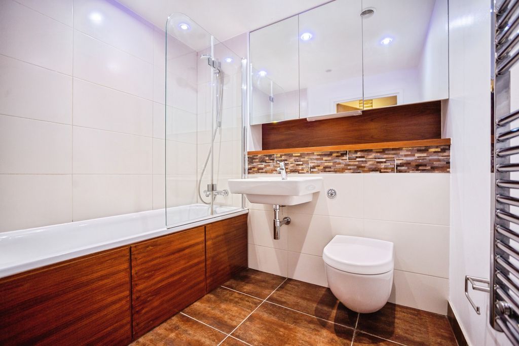 Additional image 12 of 2 bed flat for saleDock Head Road, Chatham ME4