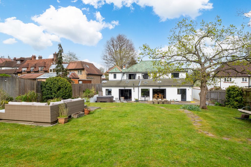 Additional image 41 of 5 bed detached house for saleCarshalton, Surrey SM5