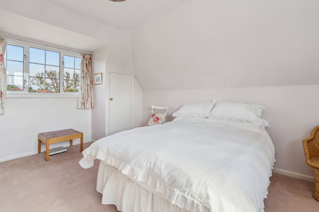 Additional image 11 of 4 bed detached house for saleHunters Close, Chesham HP5