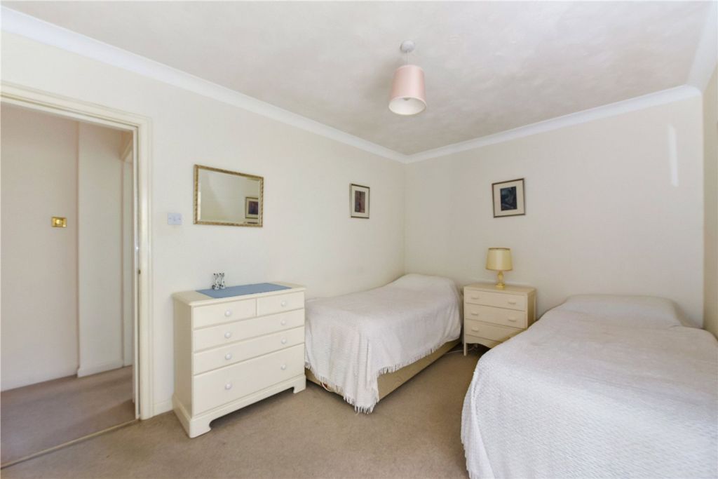 Additional image 12 of 2 bed flat for saleHenty Gardens, Chichester PO19