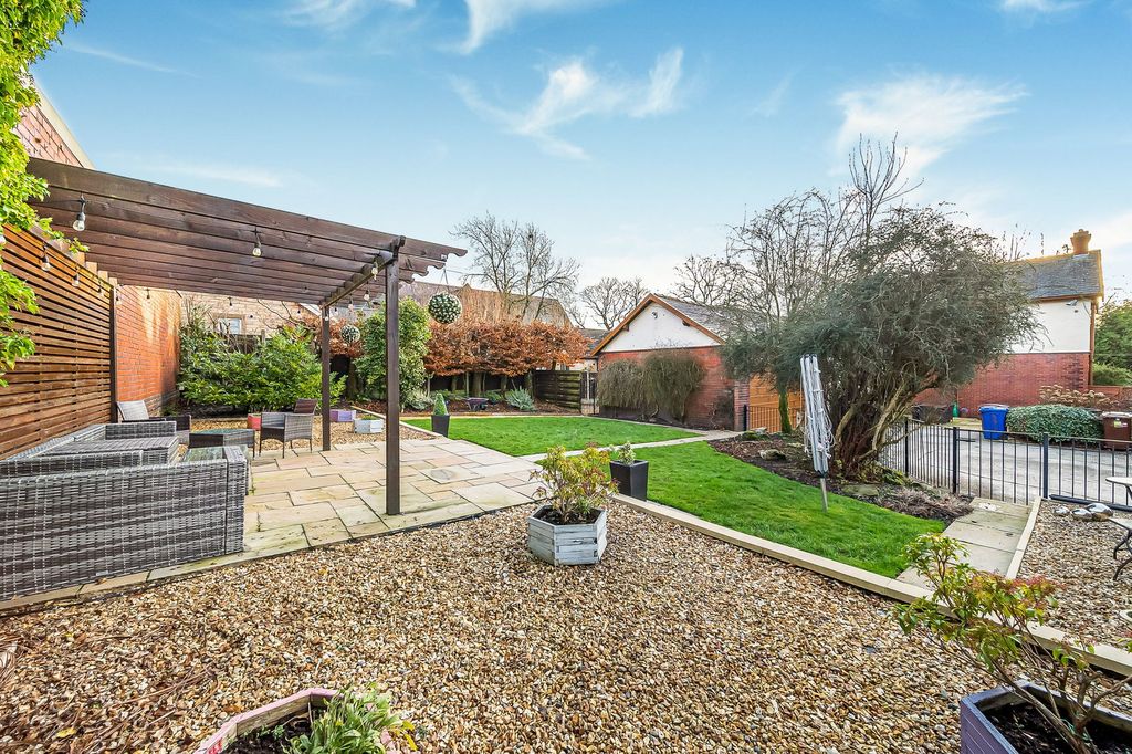 Additional image 30 of 4 bed detached house for salePadiham Road, Burnley BB12