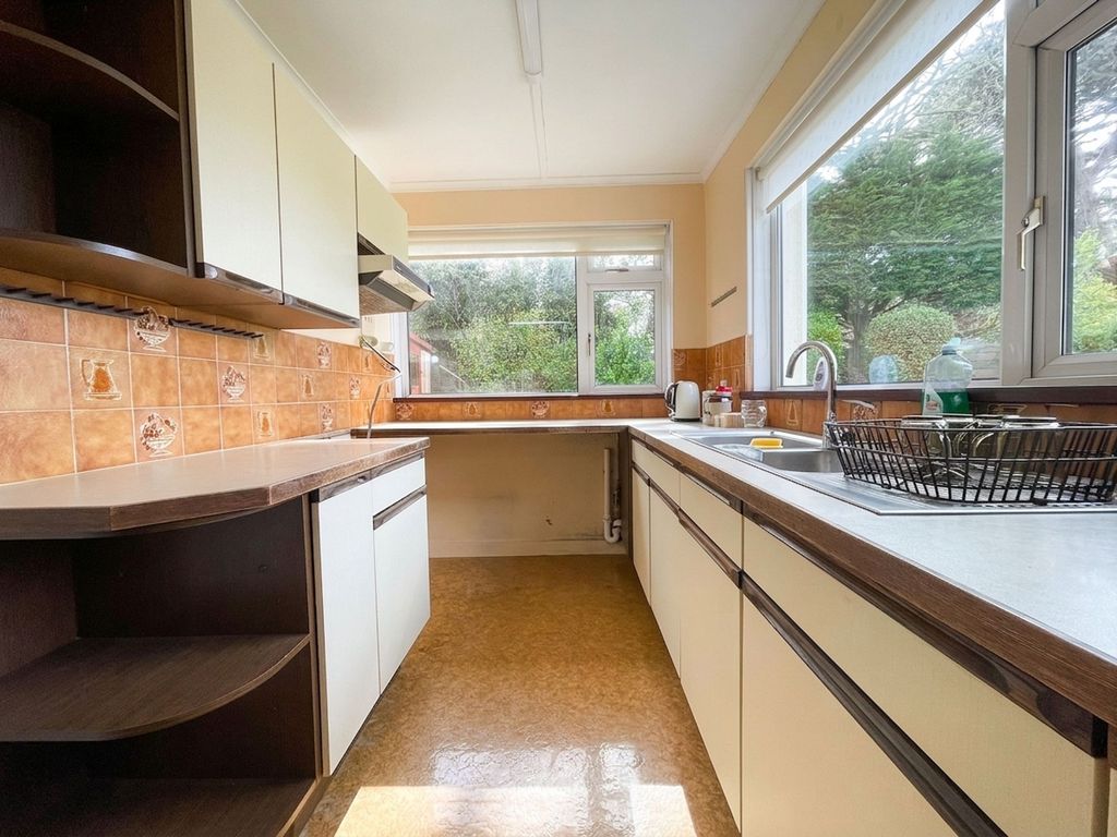 Additional image 2 of 3 bed detached bungalow for saleRosewarne Gardens, Camborne TR14