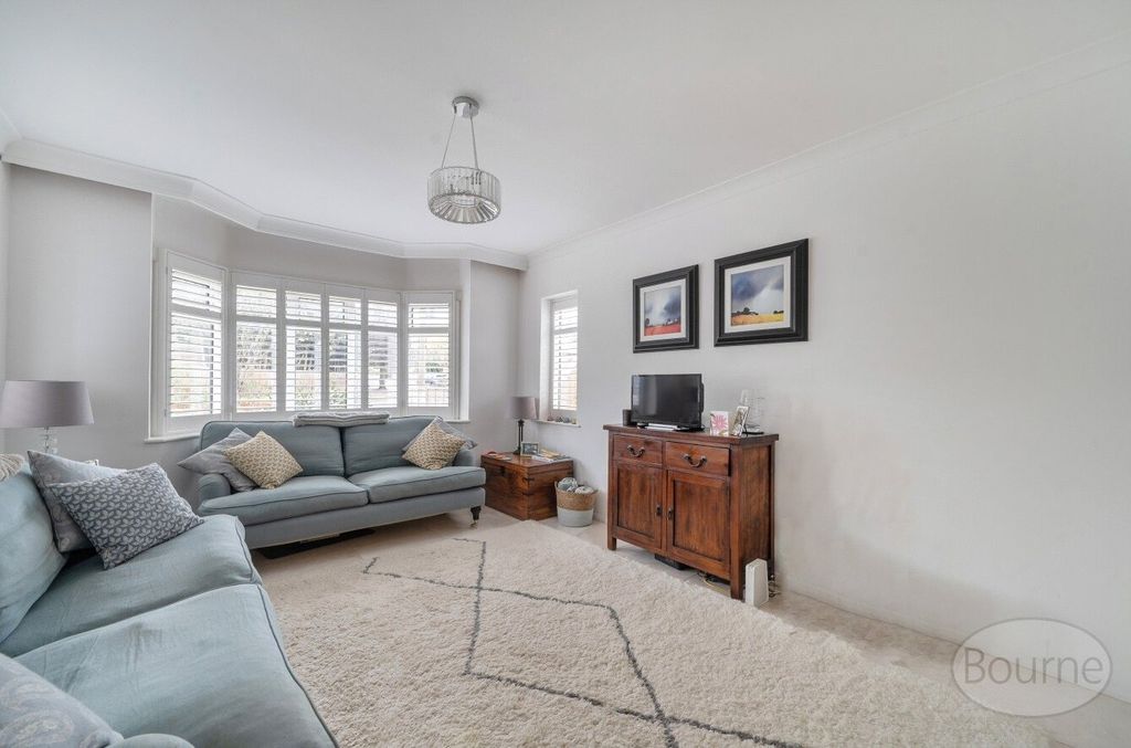 Additional image 6 of 4 bed detached house for saleFerndale Avenue, Chertsey, Surrey KT16