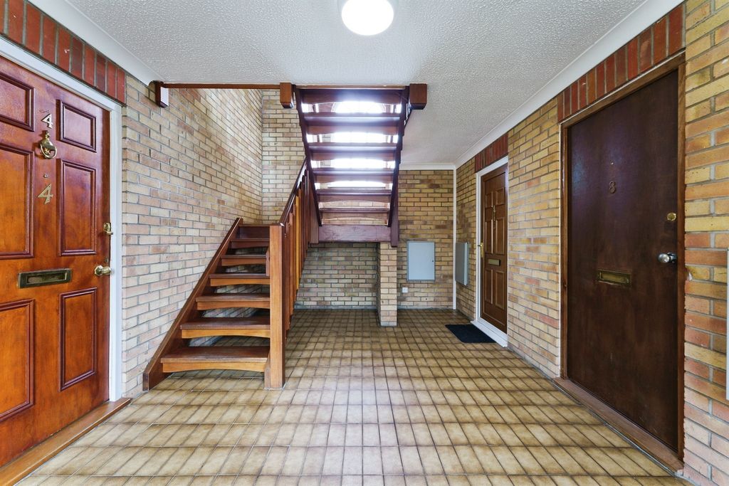 Additional image 9 of 1 bed flat for saleCamargue Drive, March PE15