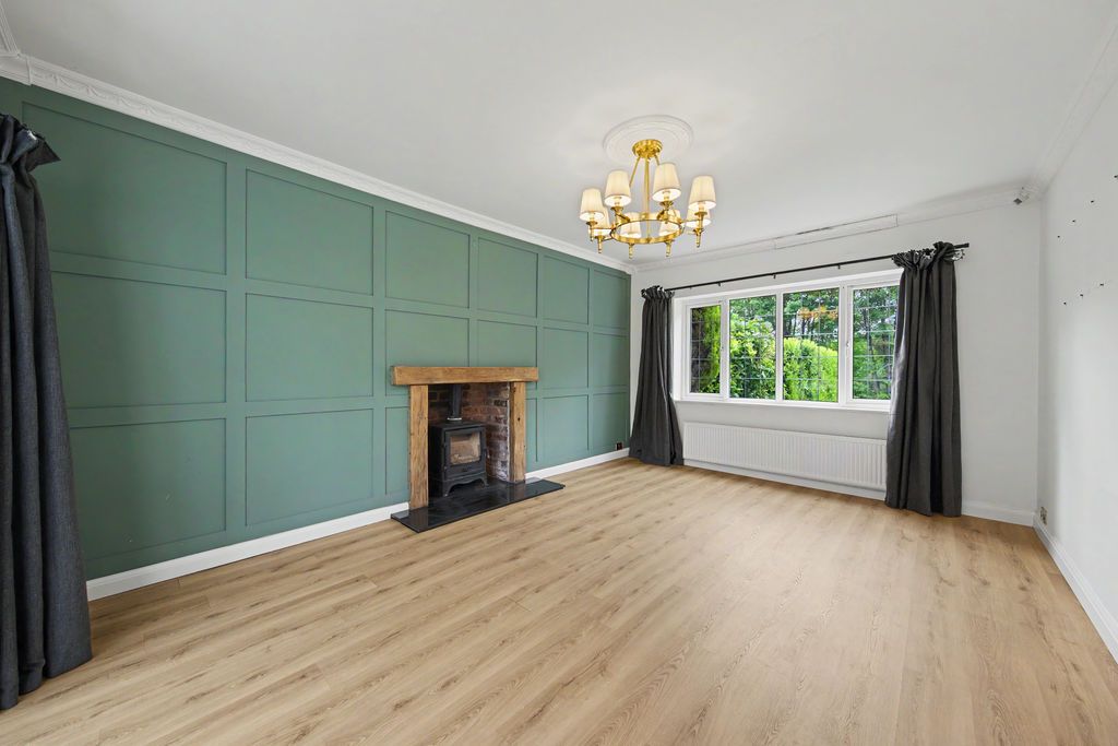 Additional image 5 of 4 bed detached house for saleWhitecotes Lane, Walton, Chesterfield S40