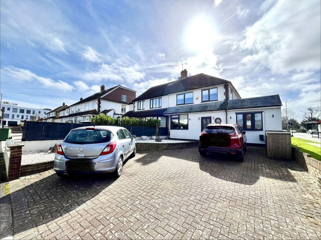 4 bed semi-detached house for saleBurton Close, Chessington, Surrey. KT9