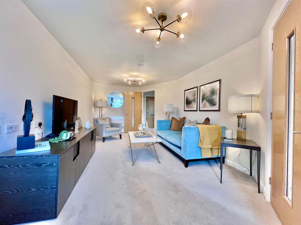 Additional image 4 of 1 bed flat for saleStation Road, Buxton SK17