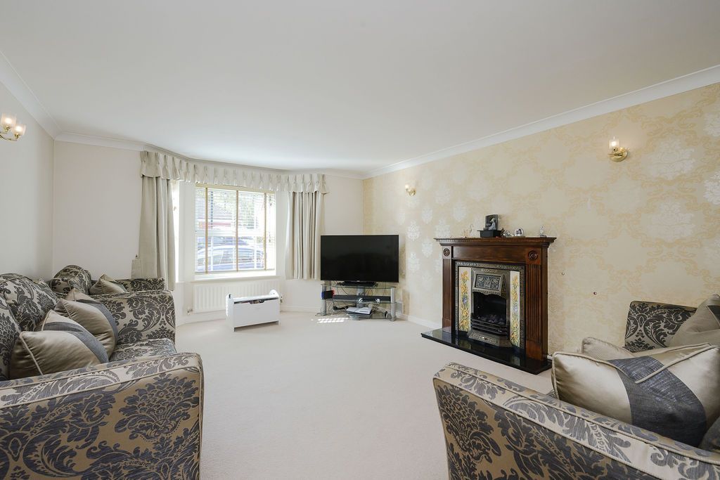 Additional image 6 of 4 bed detached house for saleLawson Walk, Carshalton Beeches SM5