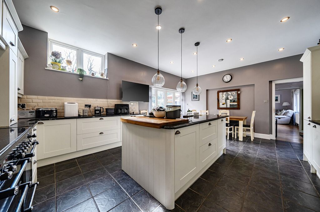 Additional image 6 of 4 bed detached house for saleKemnal Road, Chislehurst, Kent BR7