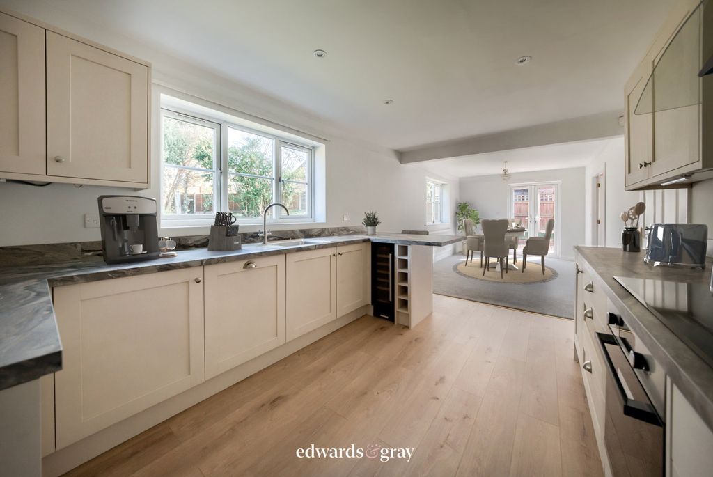 Additional image 2 of 4 bed link detached house for saleNewton Road, Burton-On-Trent DE15