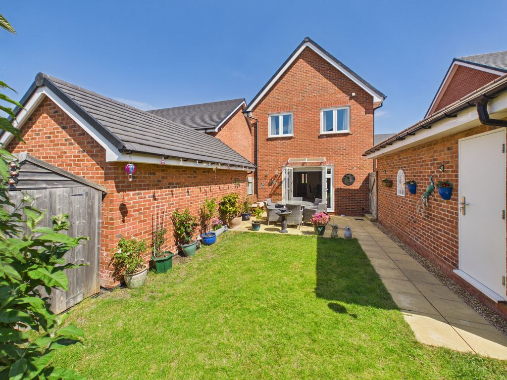 Additional image 19 of 3 bed detached house for saleMoor Close, Chinnor, Oxfordshire OX39