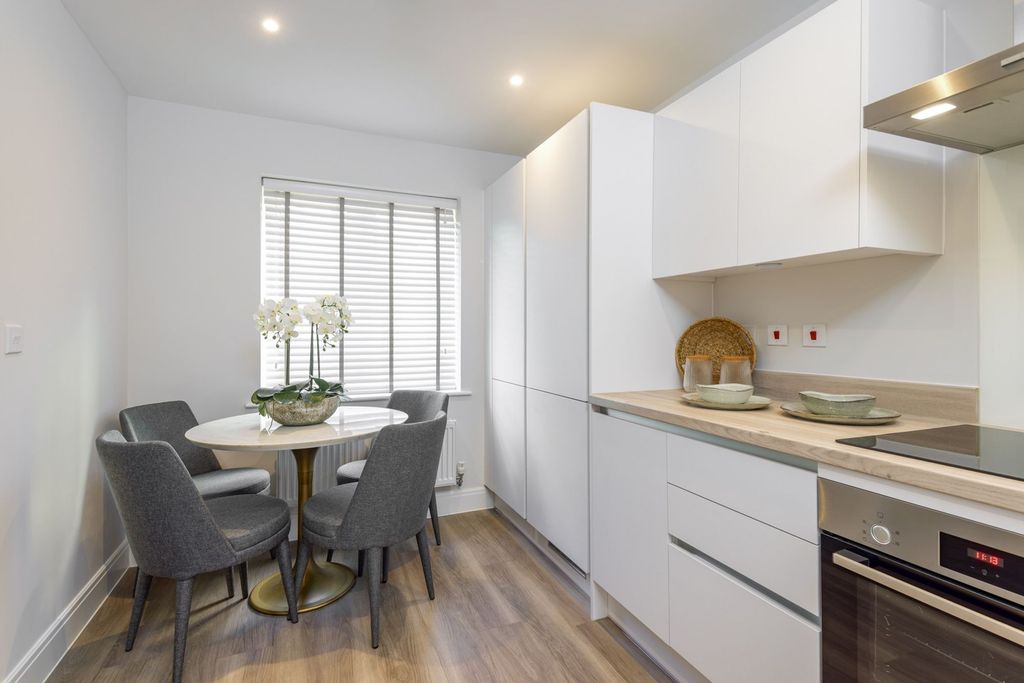 Additional image 7 of 2 bed semi-detached house for saleBanbury Road, Chipping Norton OX7