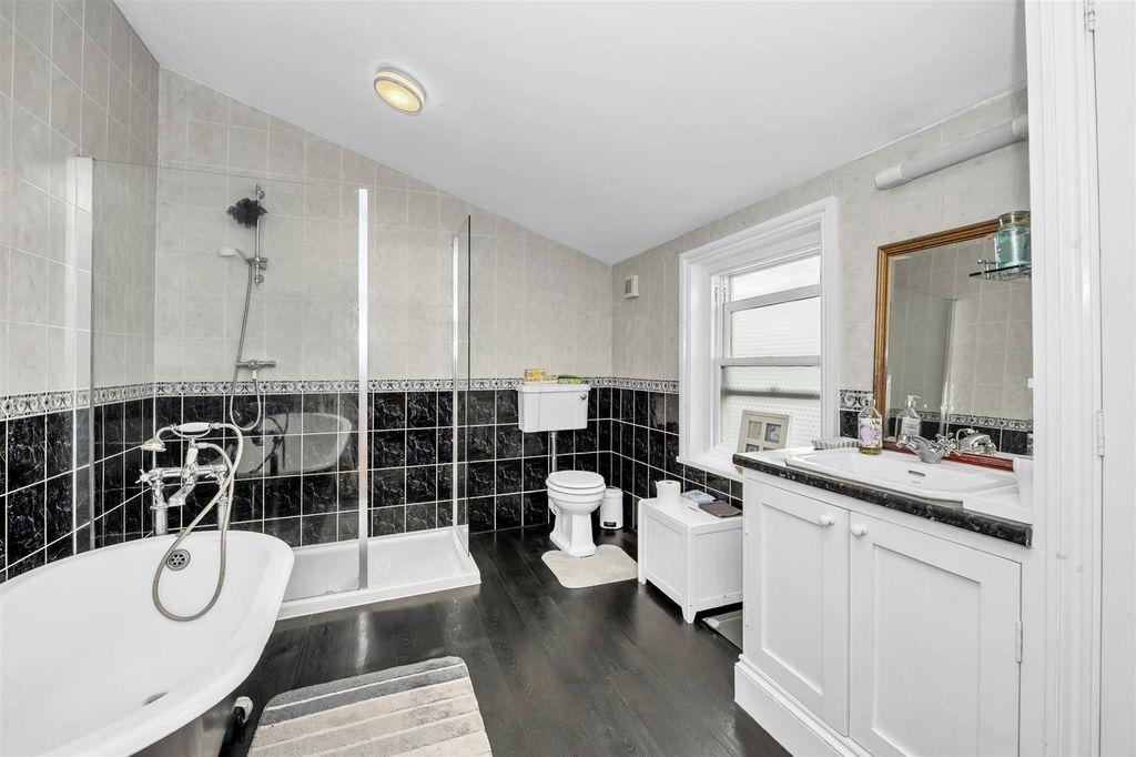 Additional image 14 of 4 bed town house for saleSt. Andrews Street North, Bury St Edmunds IP33